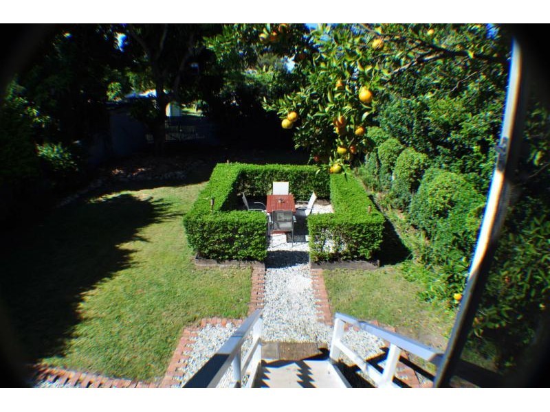 7 Cousins Street, The Range QLD 4700